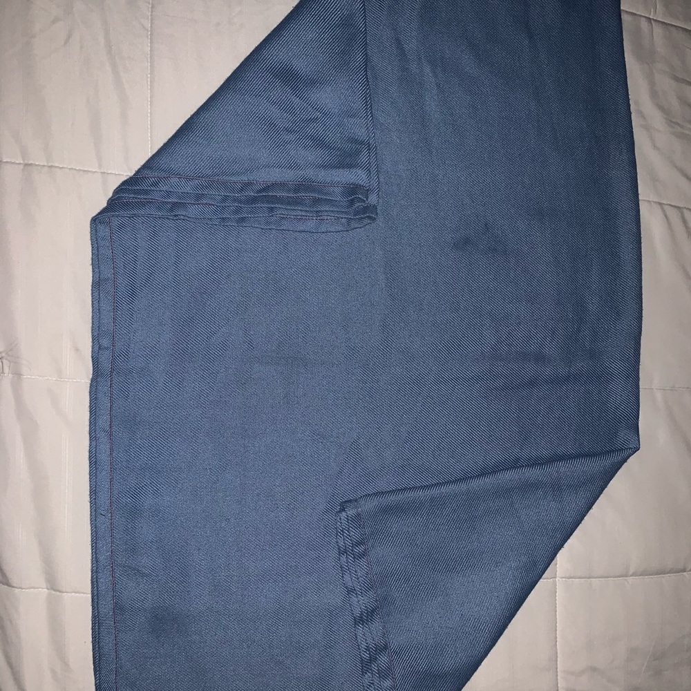 This is a blue colored delta blanket.